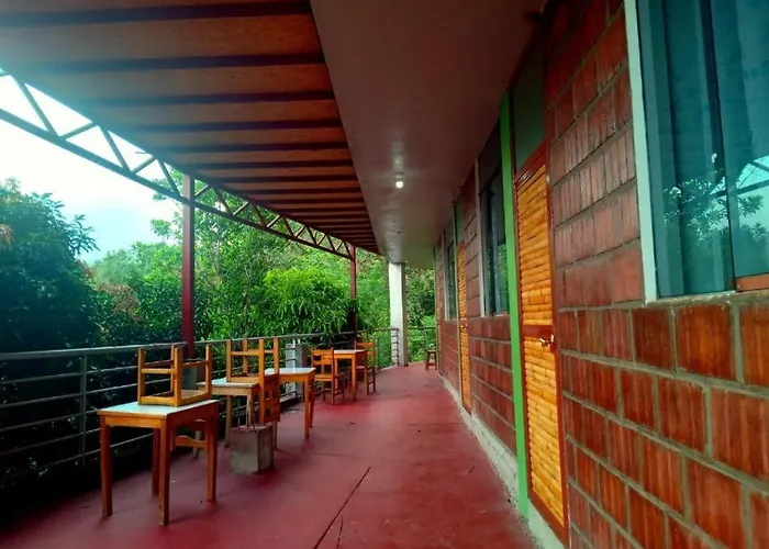 Coca Kintu Hotel *